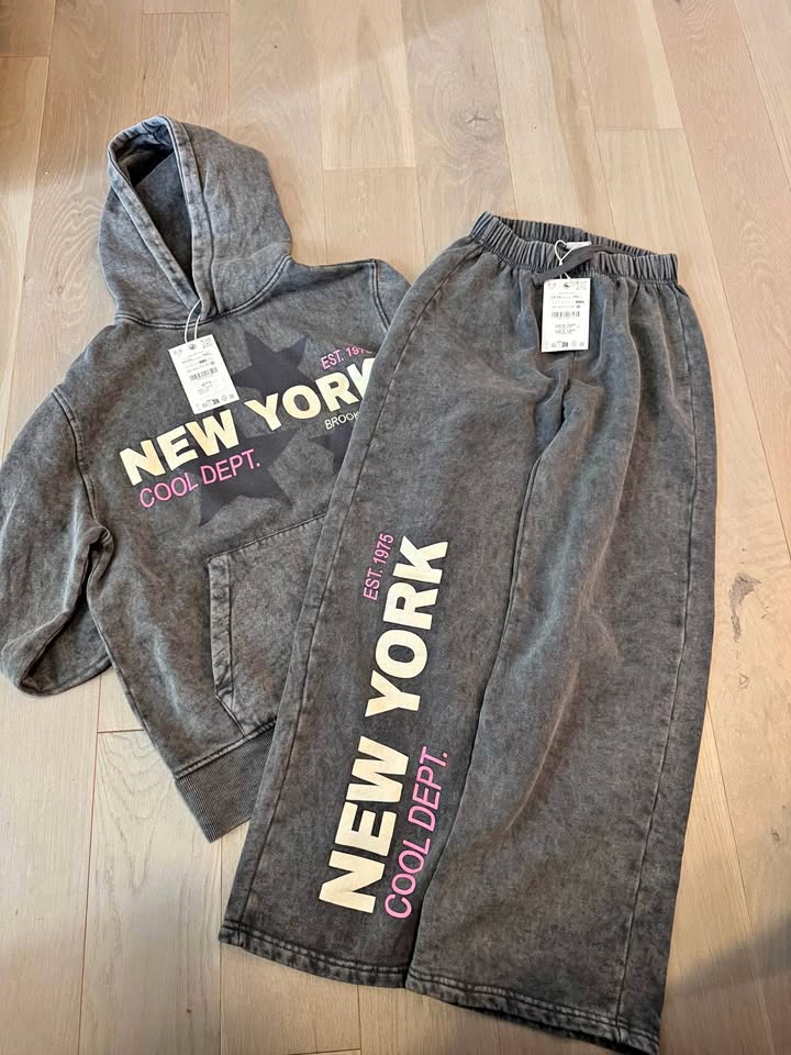 ZARA Kids New York Set Hoodie (size 11-12) & Pants (size 13-14)