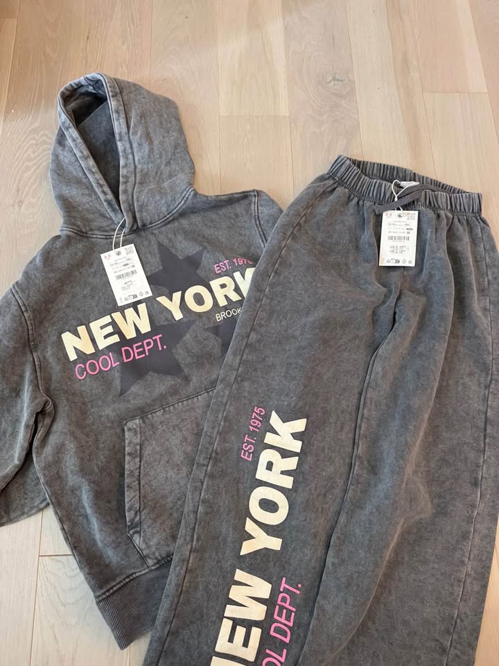 ZARA Kids New York Set Hoodie (size 11-12) & Pants (size 13-14) - photo 2