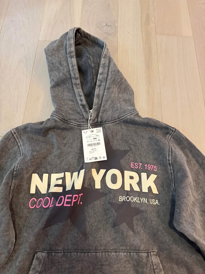 ZARA Kids New York Set Hoodie (size 11-12) & Pants (size 13-14) - photo 3
