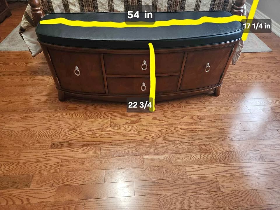 Bed end seat