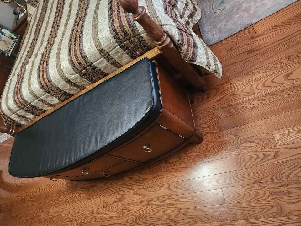 Bed end seat - photo 3