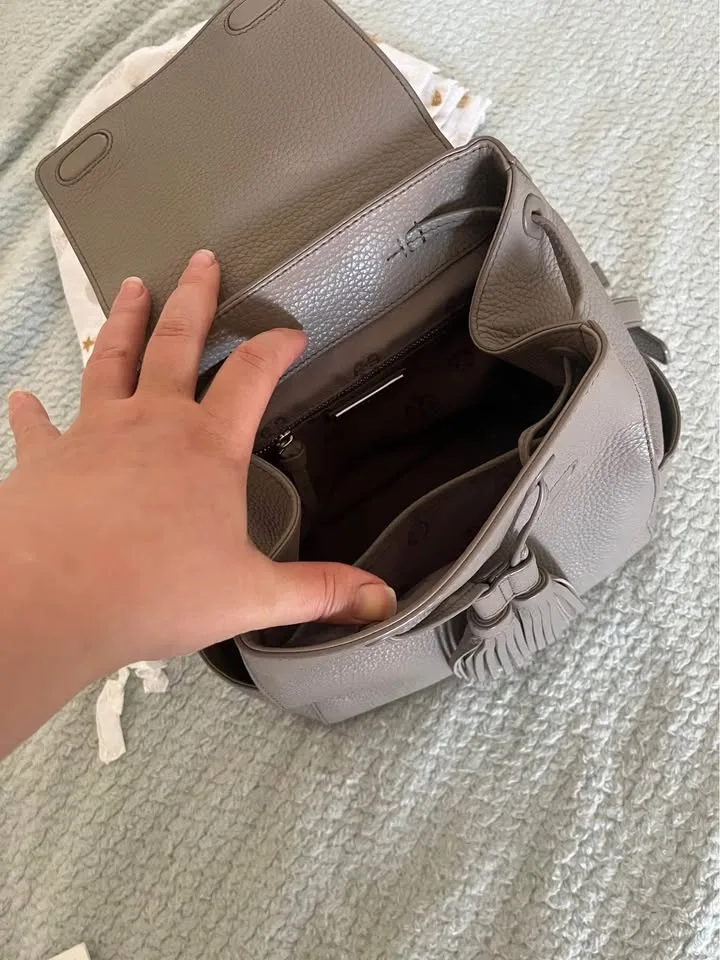 Tory Burch mini backpack image indicator(3)