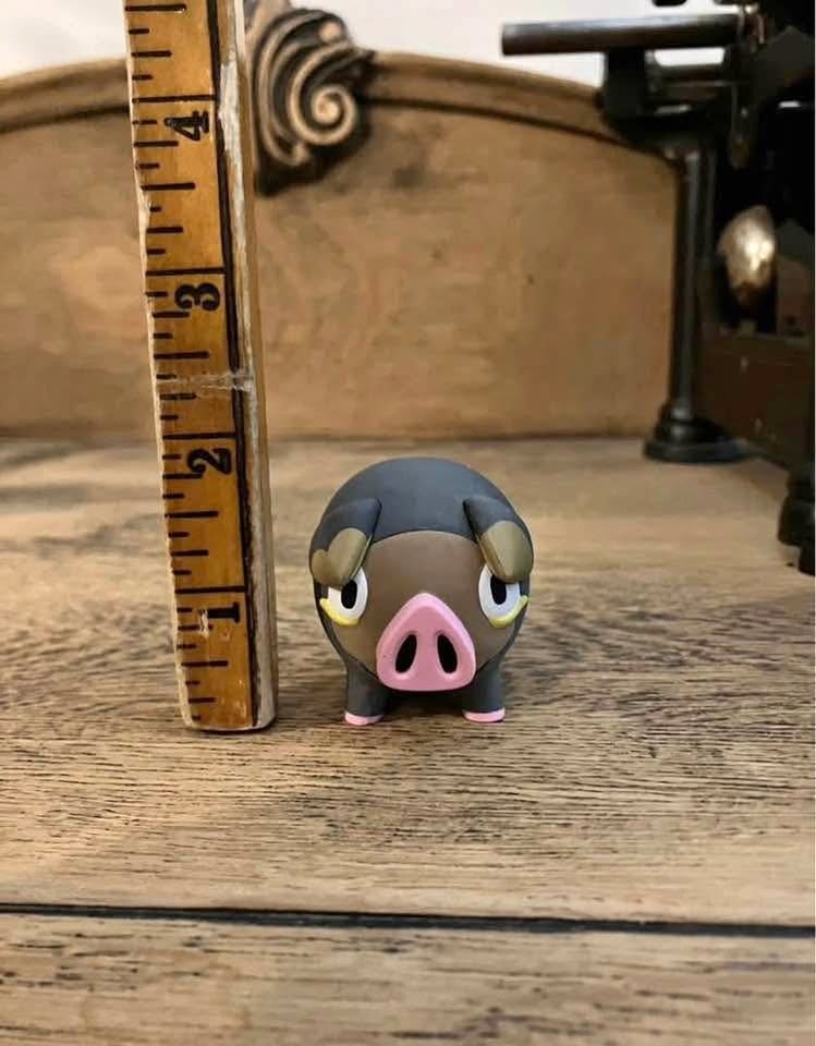 Pokemon Lechonk Eraser Figure