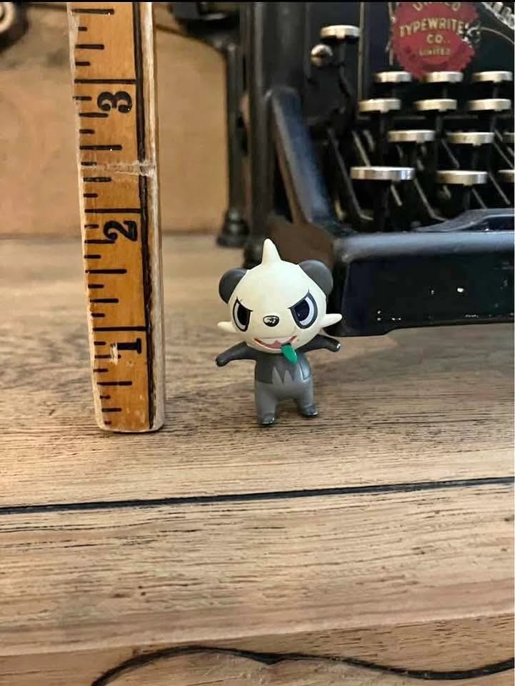 Pokémon Pancham Battle Figure
