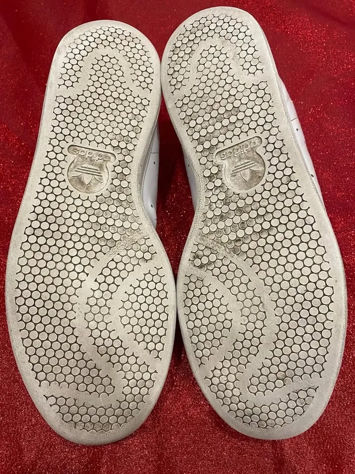 Adidas Stan Smith – Excellent Condition – Size 10.5 US image indicator(3)