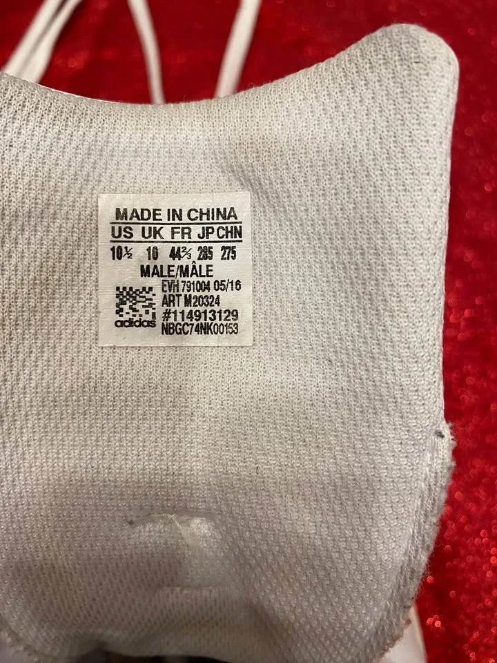 Adidas Stan Smith – Excellent Condition – Size 10.5 US image indicator(9)