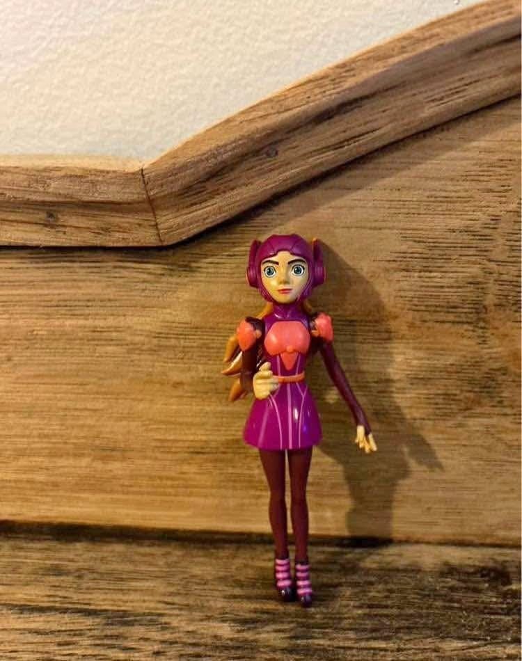 Disney Big Hero 6- Honey Lemon 4" Figure by Bandai 38600