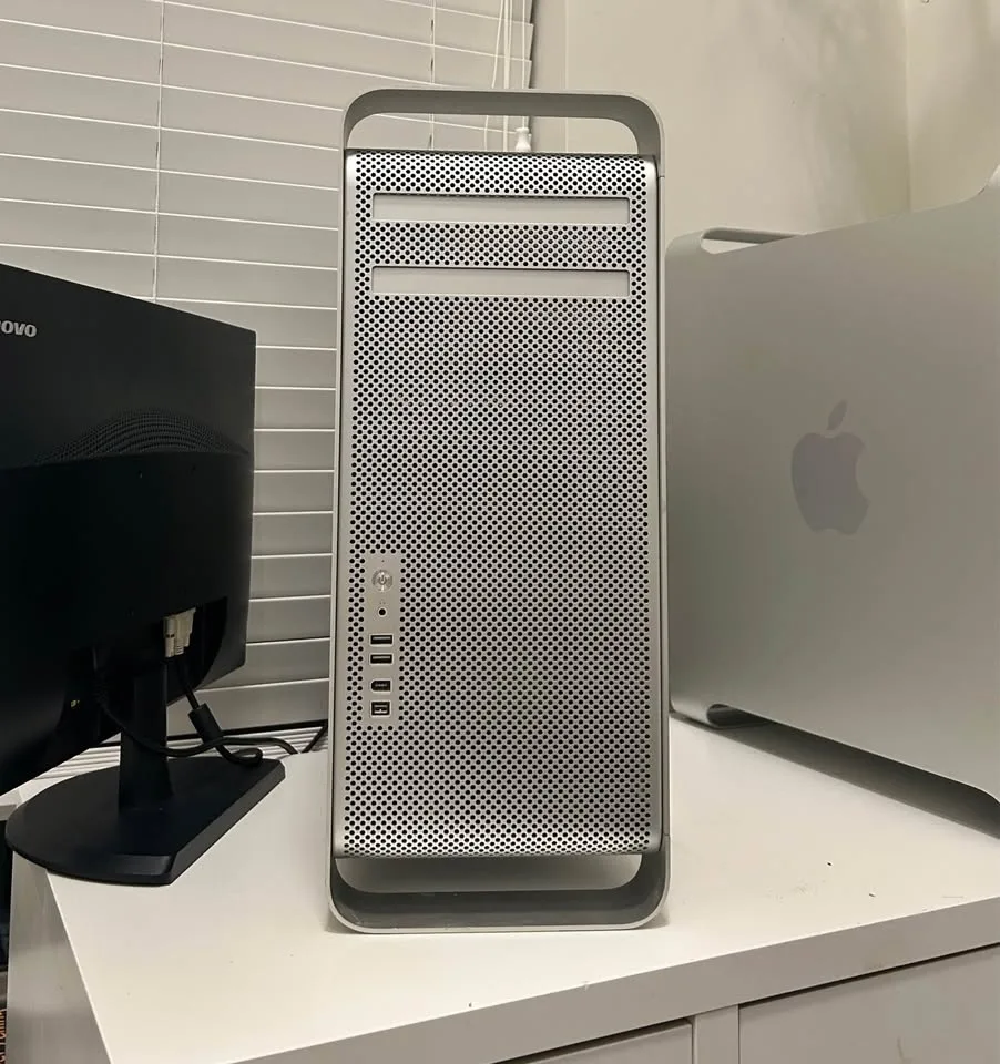 Mac Pro (IX/6GB/1TB) image indicator(2)