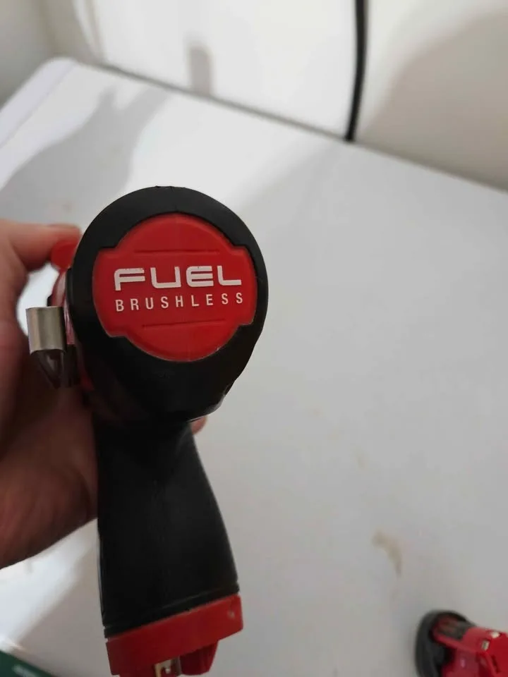 Milwaukee M12 Fuel Drill/ Hammer Drill 2504-20 image indicator(5)