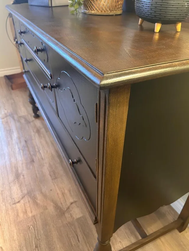 Buffet / Tv Stand image indicator(3)