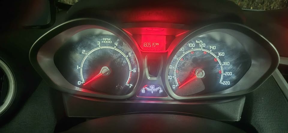 2011 Ford Fiesta - photo 3