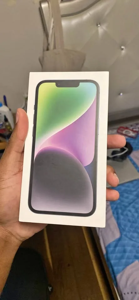 Apple iPhone 14 128gb — like new