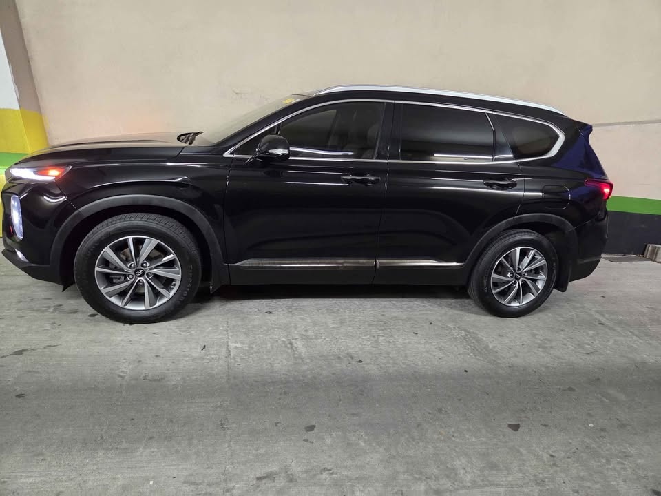 2020 Hyundai Santa Fe · 2.4 Limited Sport Utility 4D - photo 3