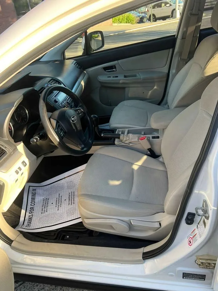 2013 Subaru Crosstrek · Sport SUV 4D image indicator(8)