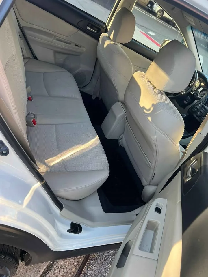 2013 Subaru Crosstrek · Sport SUV 4D image indicator(10)