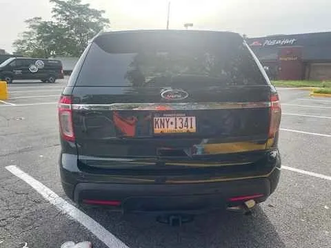 2013 Ford Explorer · XLT Sport SUV 4D image indicator(5)