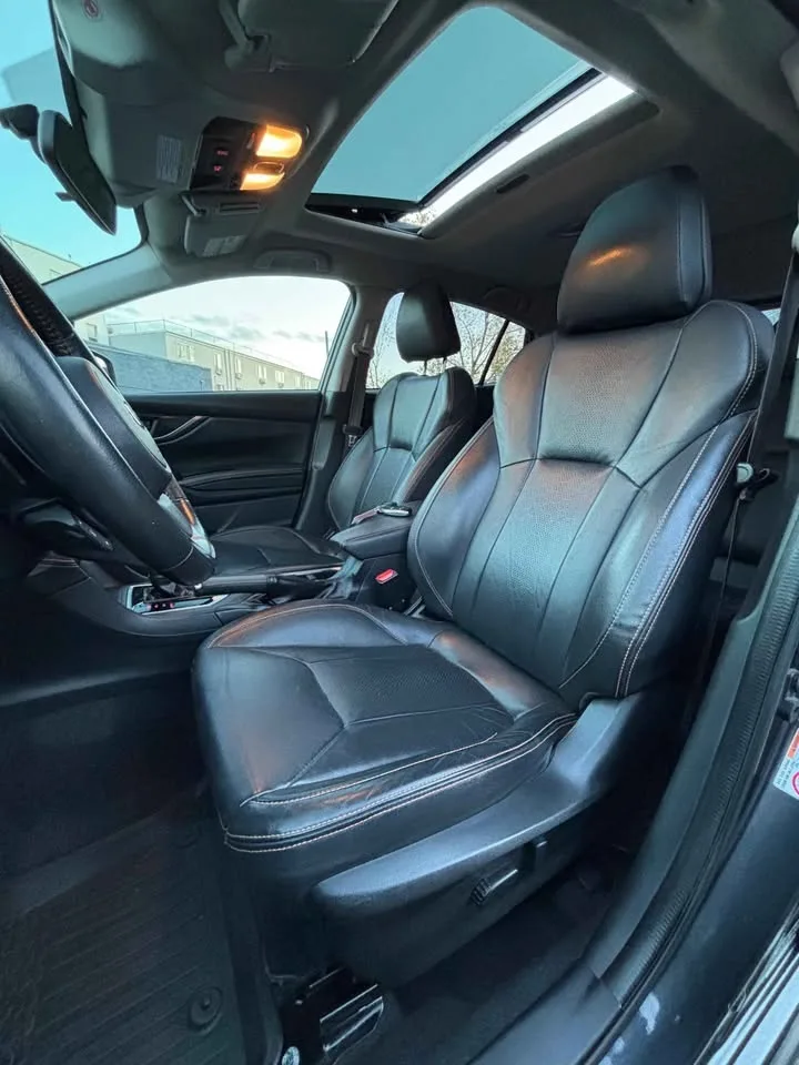 2019 Subaru Crosstrek · Limited Sport Utility 4D image indicator(6)