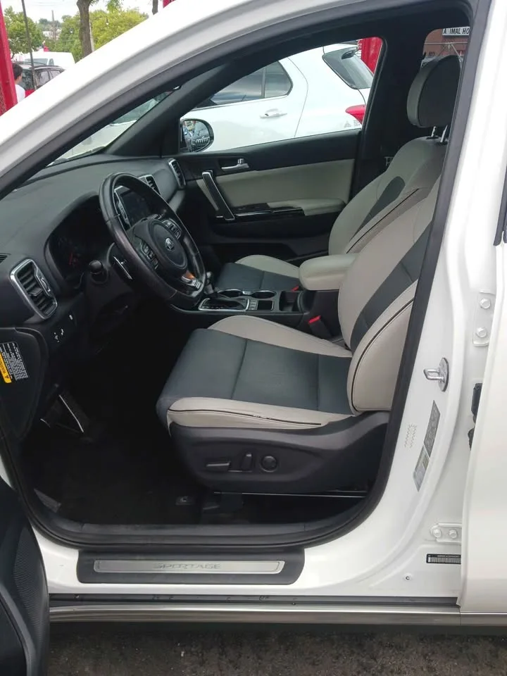 2018 Kia Sportage EX image indicator(8)