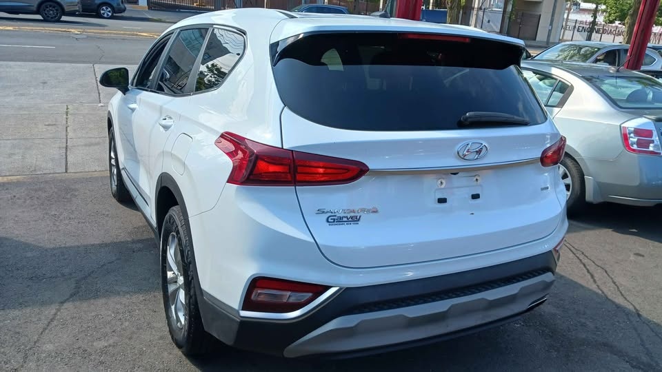 2019 Hyundai Santa Fe 2.4 SE - photo 4