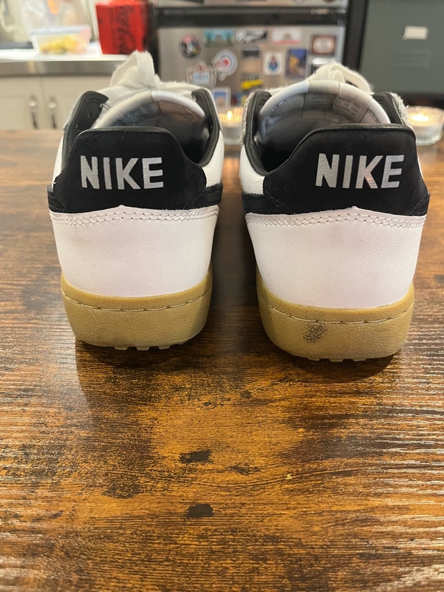 Nike Field General 82 SP Runners - Size 10 Men’s - LIKE NEW - photo 3