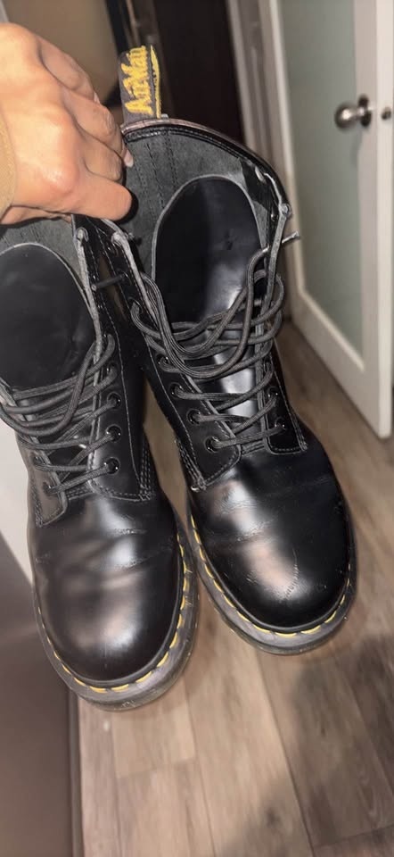 Doc martens size 10w us - photo 4
