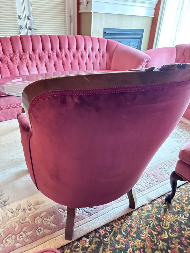 Victorian Velvet Armchair - photo 4