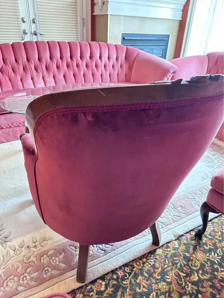 Victorian Velvet Armchair image indicator(4)