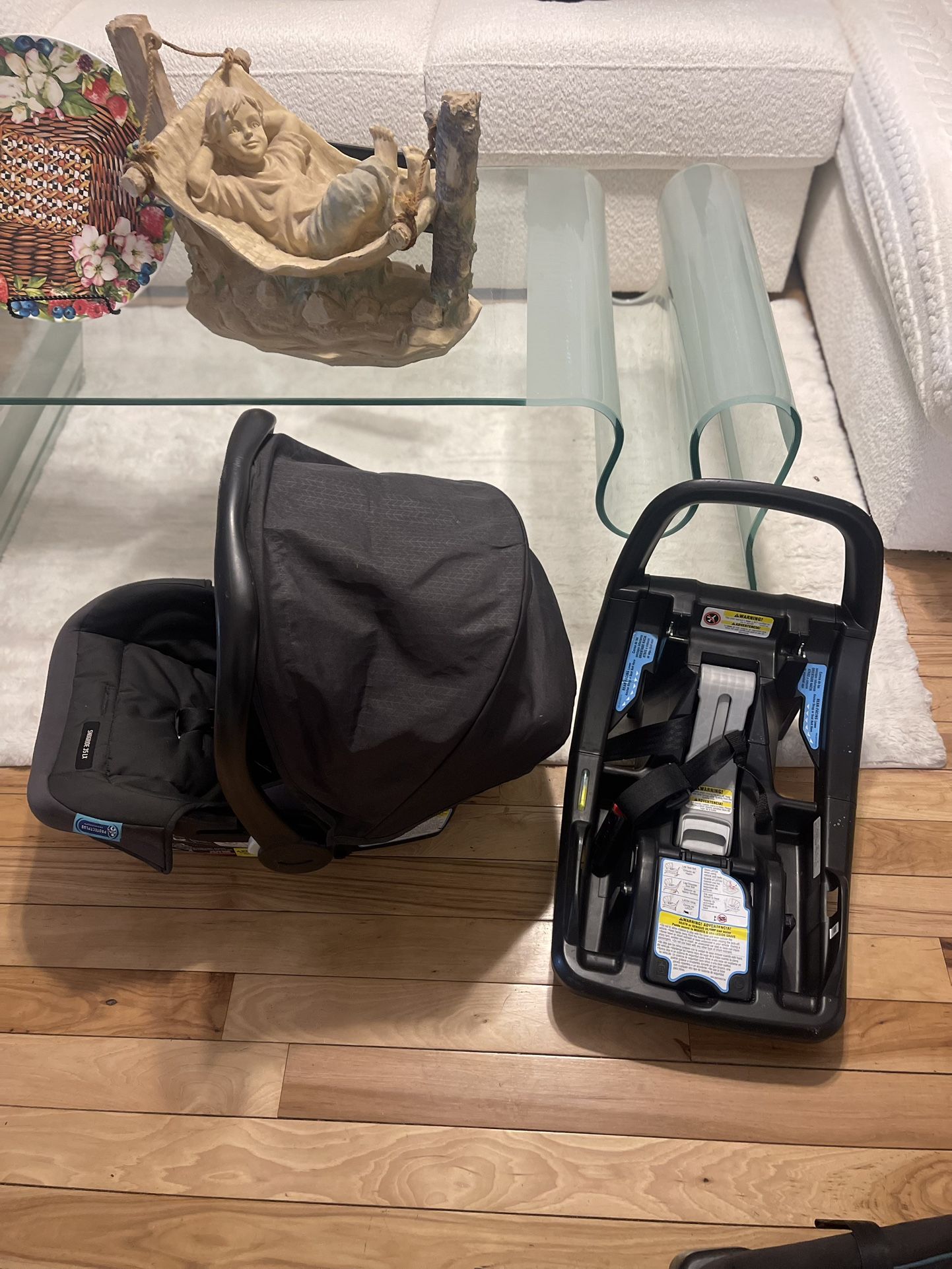 Baby Car Seat and carrier - photo 2