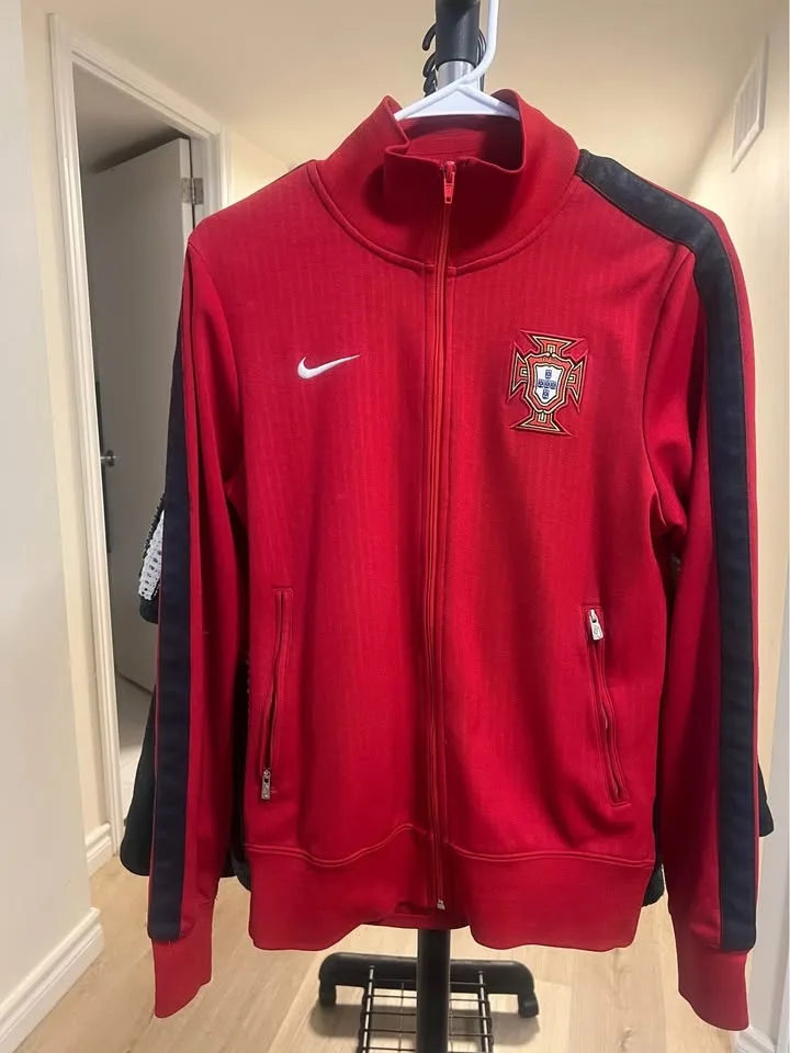 Nike Jackets image indicator(6)