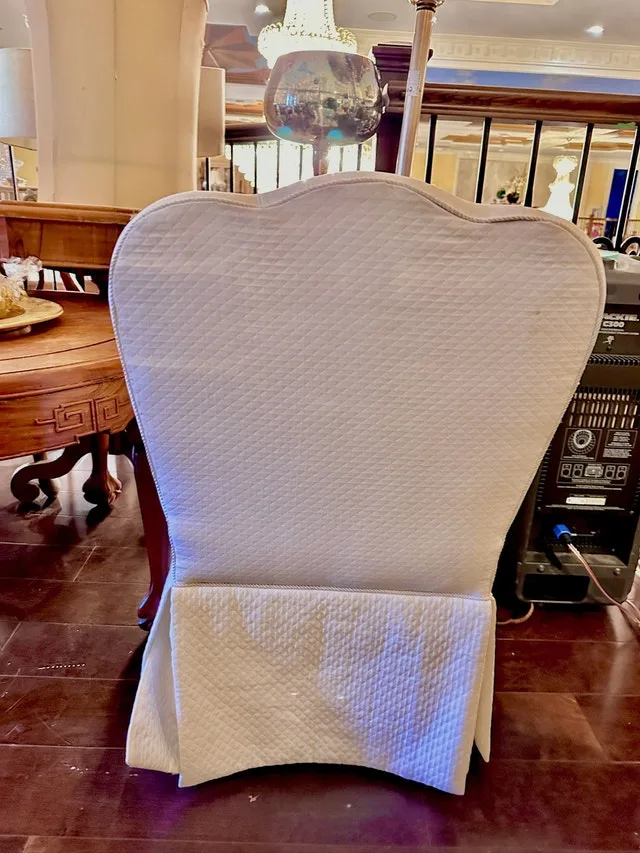 Vintage Tufted Slipper Chair image indicator(4)