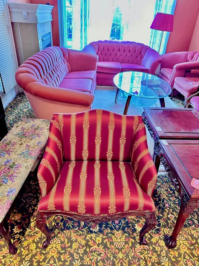 Elegant Vintage Accent Chair