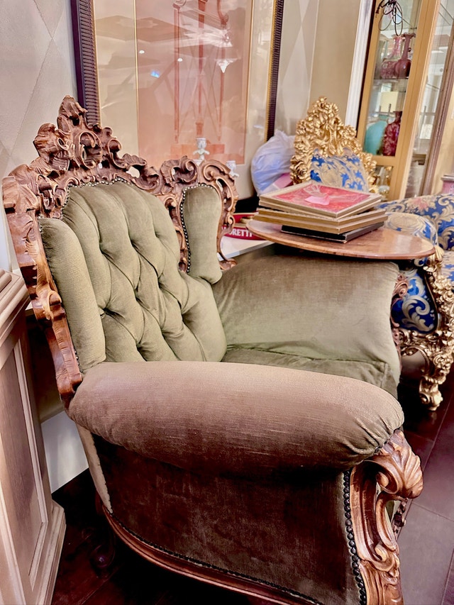 Ornate Vintage Armchair - photo 4