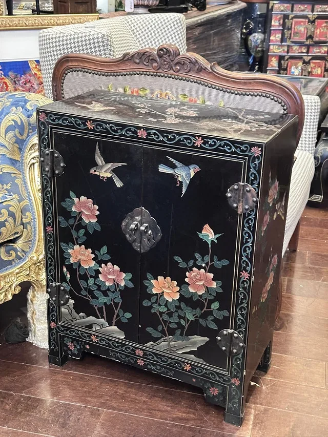 Hand paint Asian Lacquer Cabinet