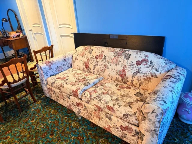 Vintage floral upholstered Sofa