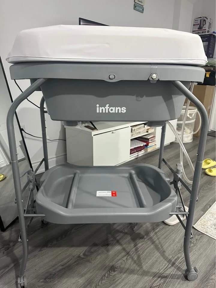 ✨ Brand New Baby diaper Changing Table w/ Bathtub ✨ image indicator(4)