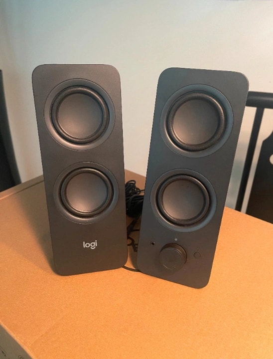 Logitech Z207 Bluetooth Computer Speakers - Black