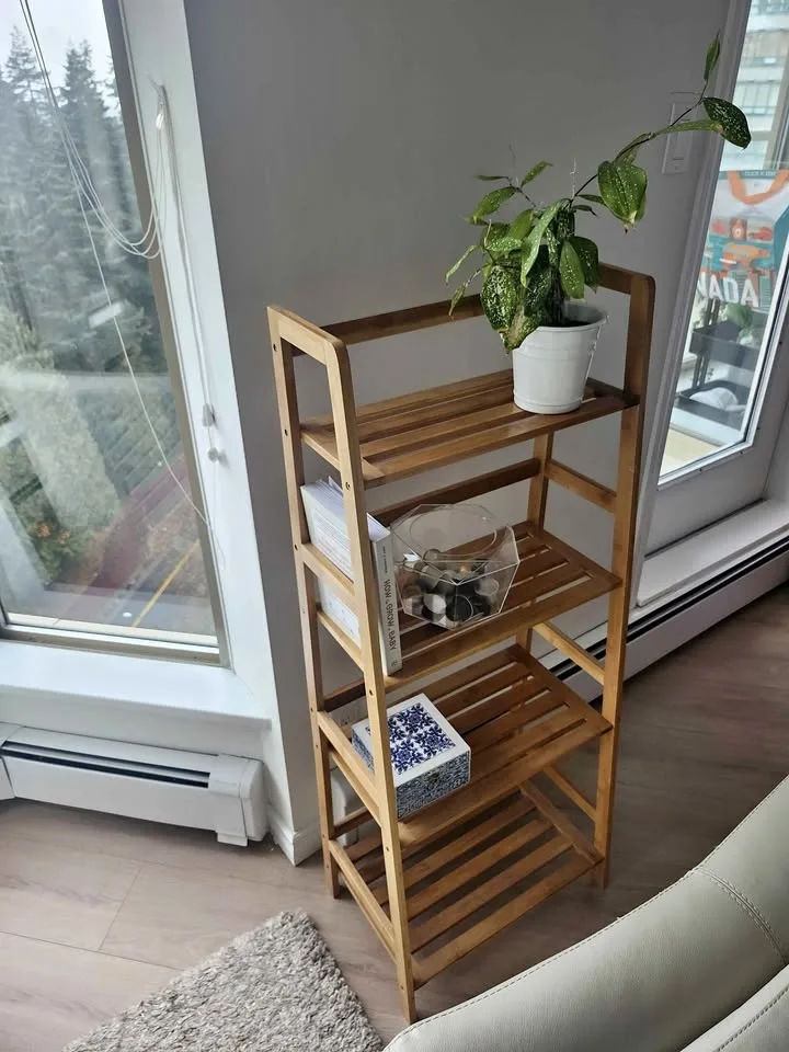 Cute bookshelf 4-tier
