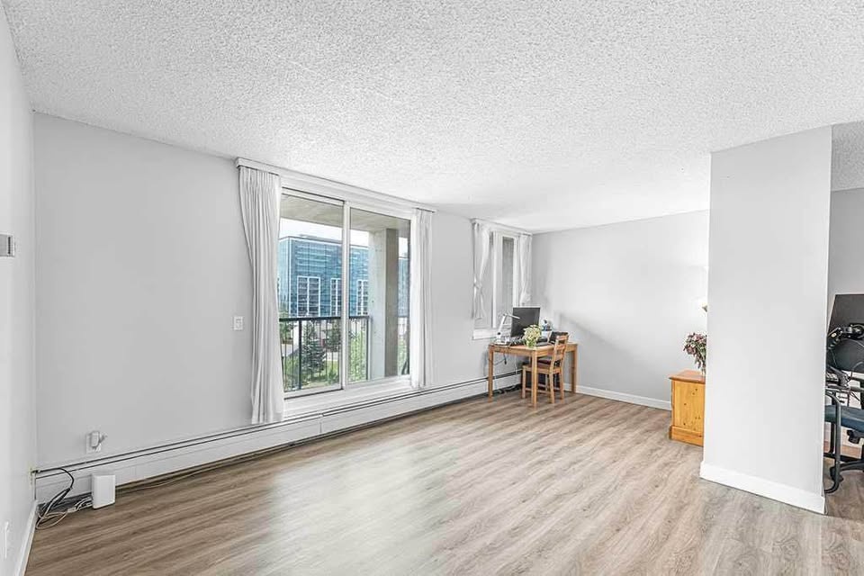 2 Beds 1 Bath - Apartment (One Month Free!) - photo 3