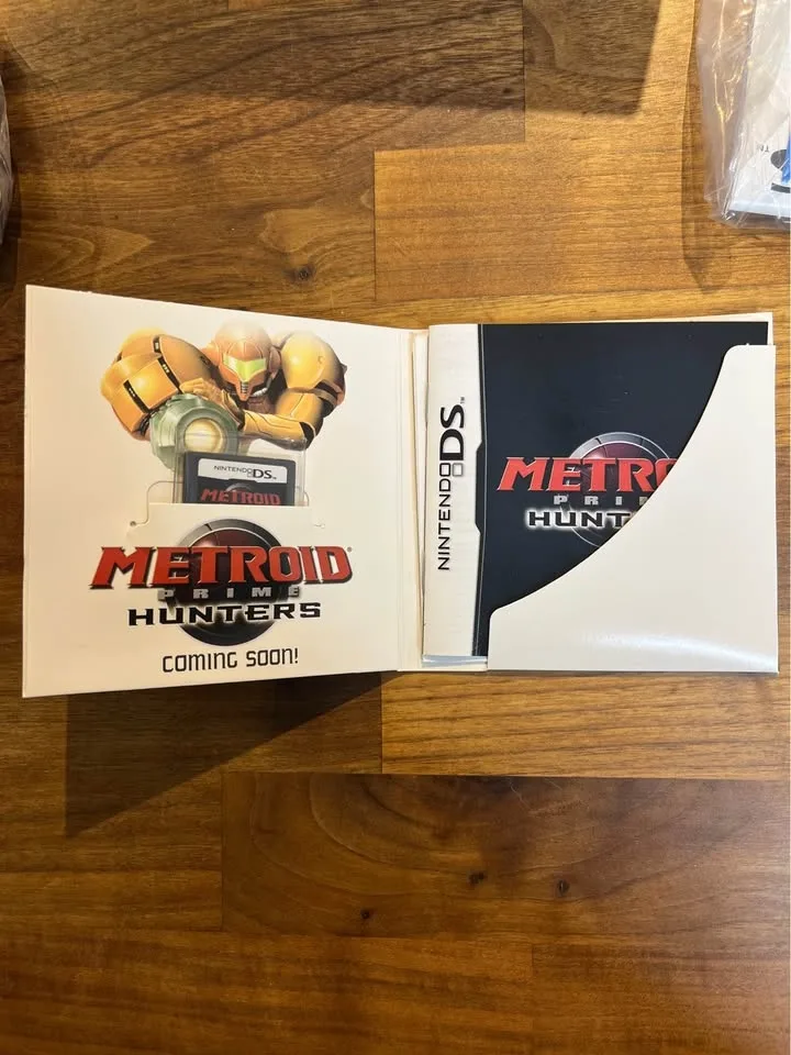 Nintendo DS CIB (Mint) + 2 Games image indicator(7)