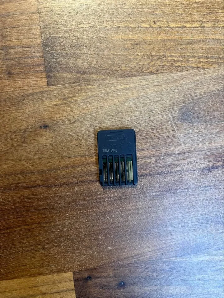 Witcher 3 Wild Hunt Complete Edition (Nintendo Switch) image indicator(4)