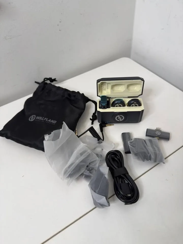 Hollyland Lark M2 Wireless Lavalier Microphone image indicator(4)