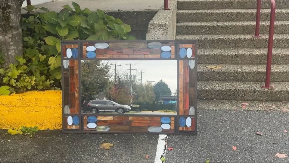 Vintage Stain glass mirror image indicator(2)