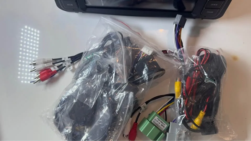 Double den car radio image indicator(4)