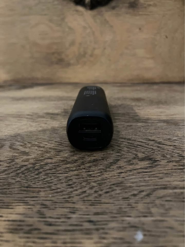 Onn Portable Battery Charger - photo 3