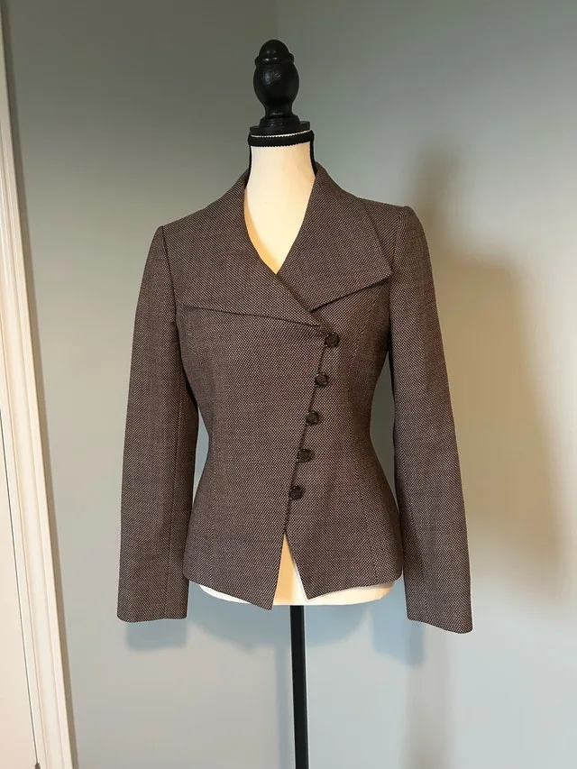 Tahari Blazer - Size 4