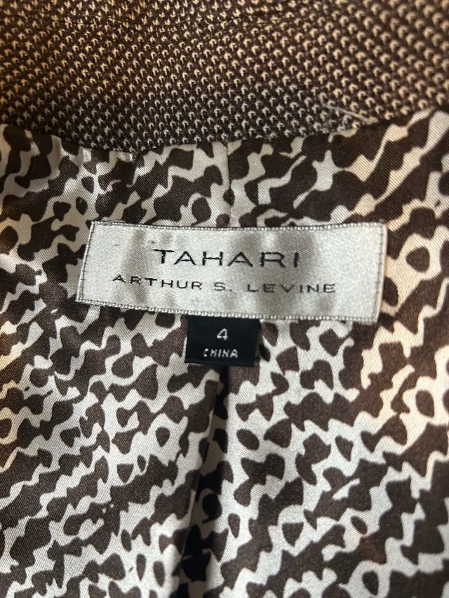 Tahari Blazer - Size 4 image indicator(3)