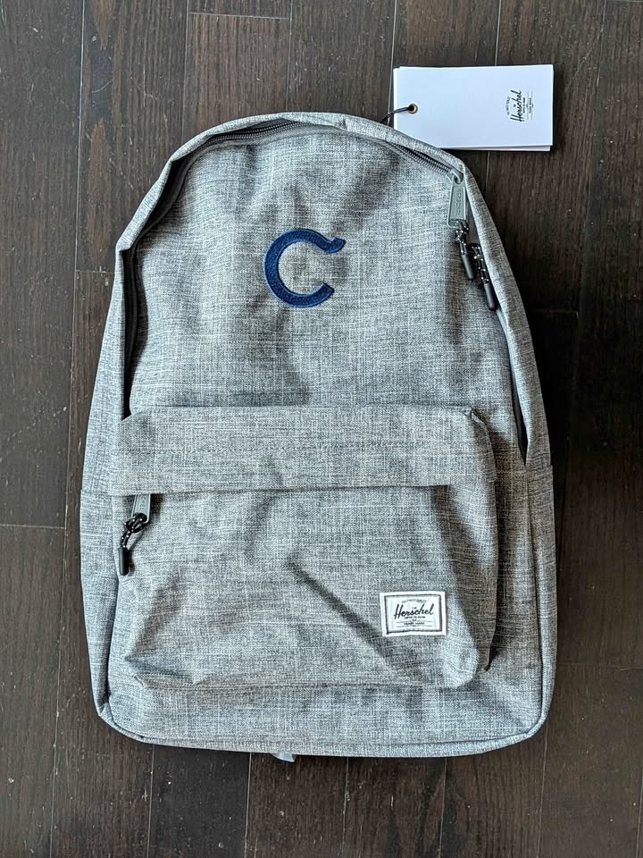 Herschel Classic Backpack in Raven Crosshatch