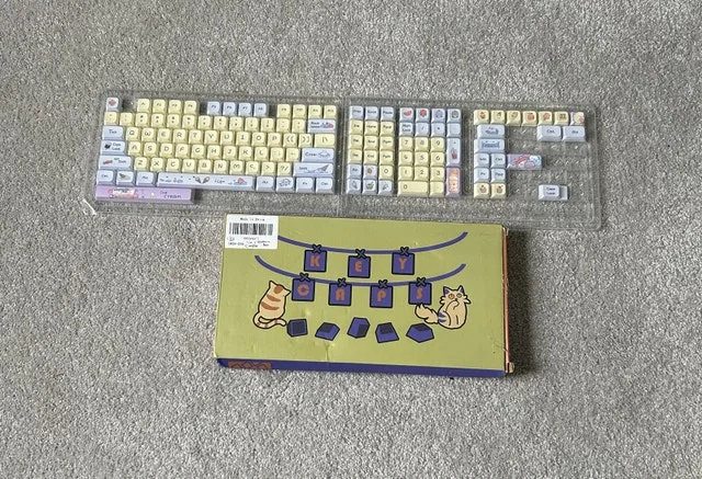 Ice Cream & Dessert Keycaps Set - Custom Mechanical Keyboard