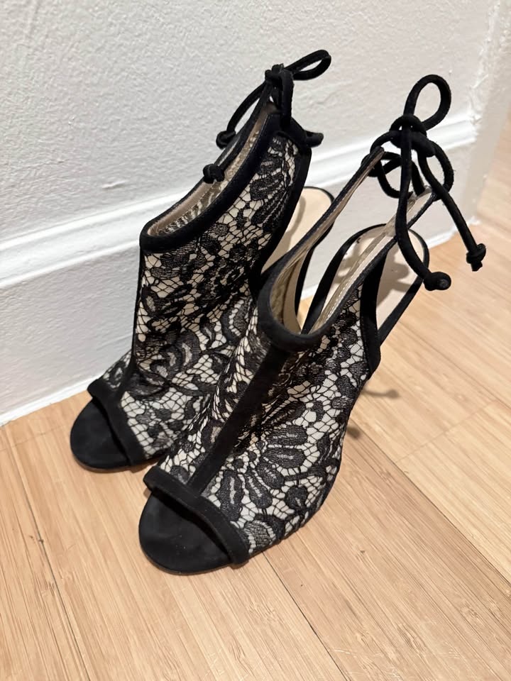 M.Gemi Italian black lace heels - photo 3