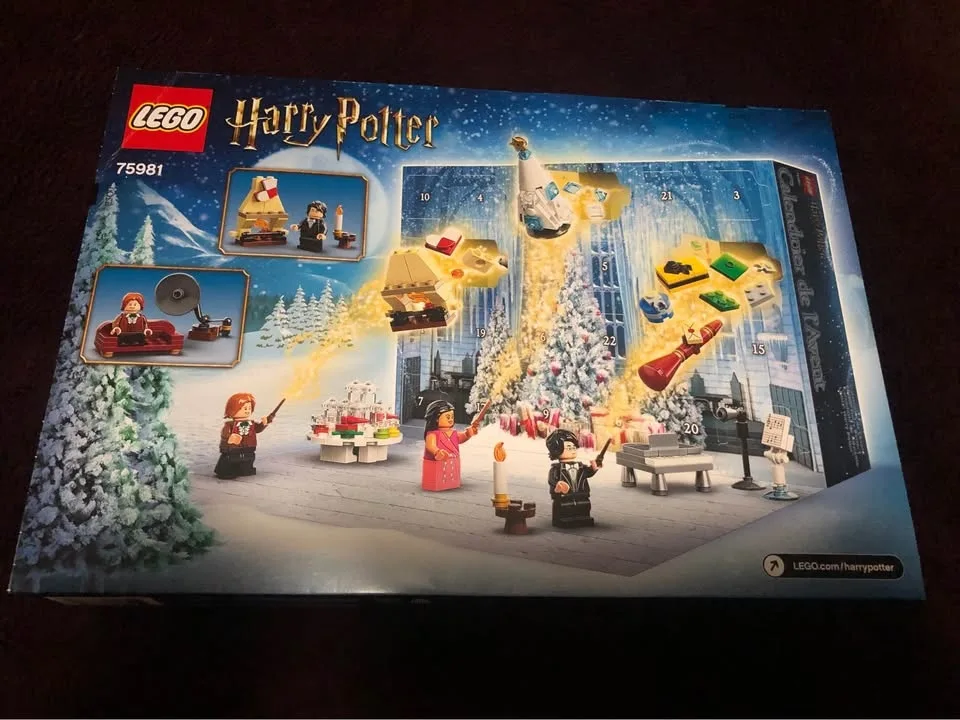 LEGO Harry Potter Advent Calendar 75981 image indicator(2)